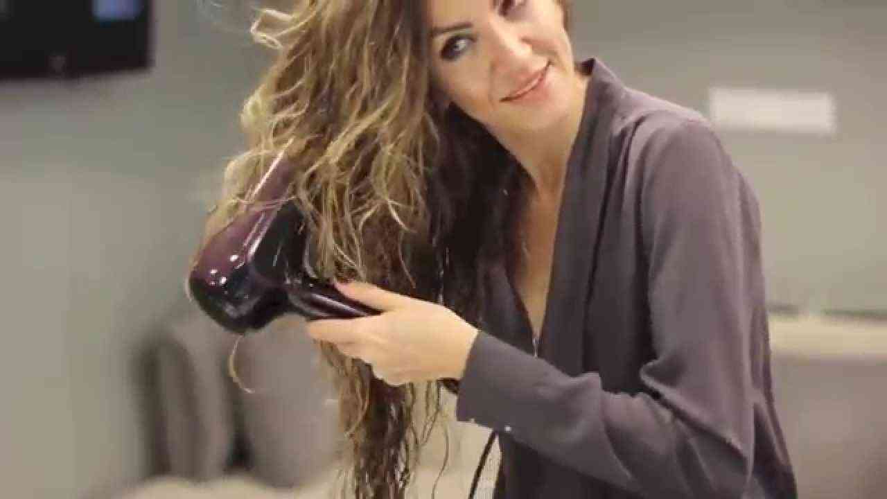 Islak saçların etkisi nasıl oluşturulur Islak saçların etkisi nasıl oluşturulur
