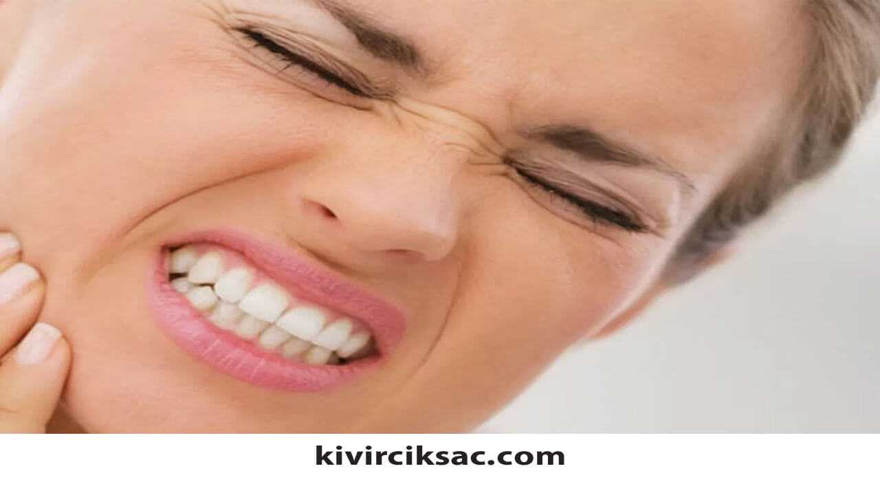 Diş Ağrısı için Ağrı Kesici Antibiyotik İlaçlar Kıvırcık Saç